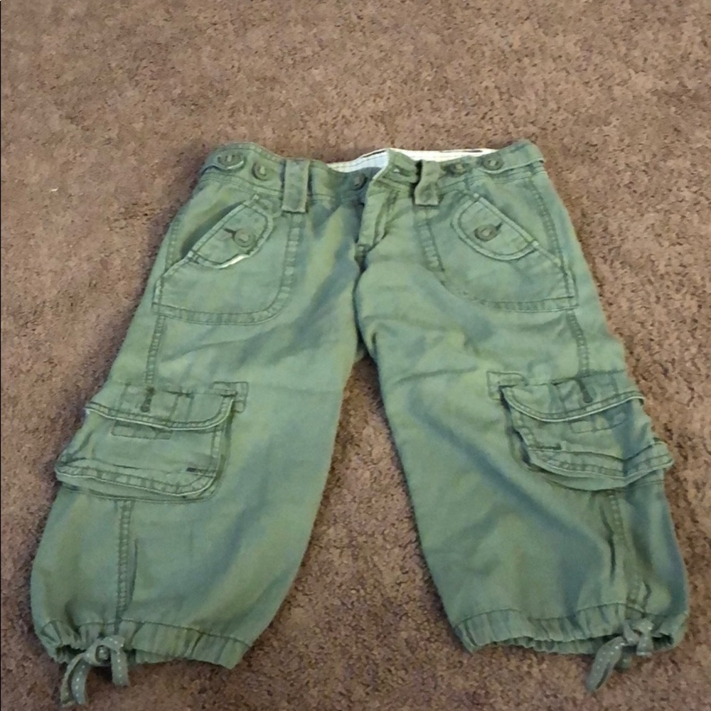 Aeropostale capri’s